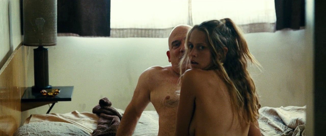 Teresa Palmer sexy - Message from the King (2016) Teresa Palmer sexy - Message from the King (2016)