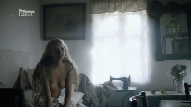 Zuzana Meszarosova nude – 1890 s01e05 (2017) Zuzana Meszarosova nude – 1890 s01e05 (2017)
